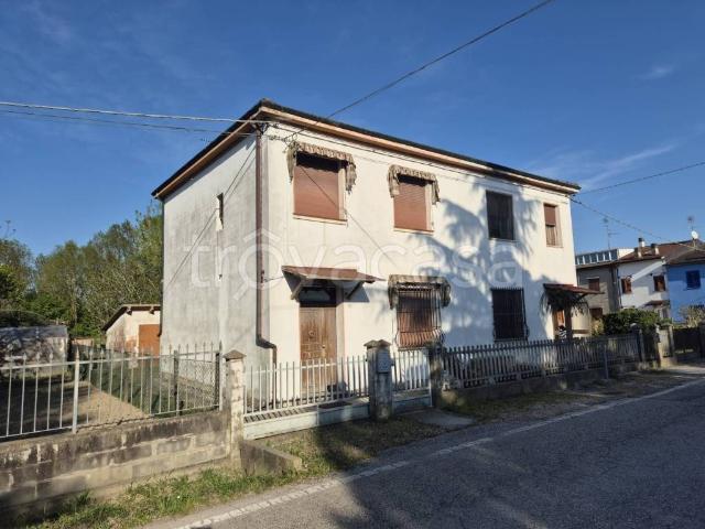Casa indipendente in vendita a Ferrara, Casaglia