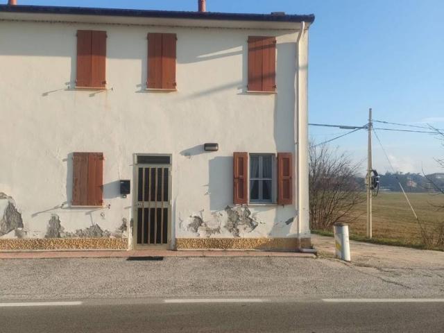 Casa indipendente in vendita a Ferrara FE