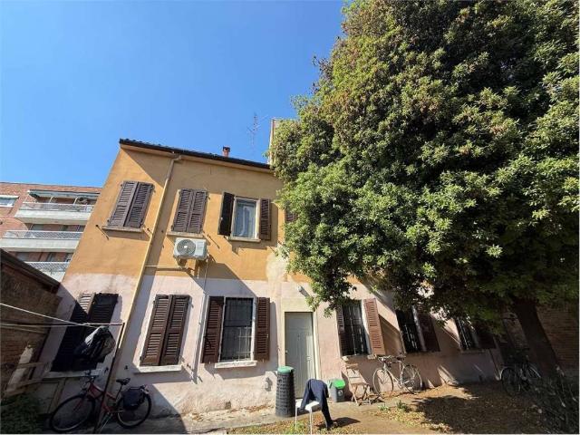 Casa indipendente in vendita a Ferrara FE