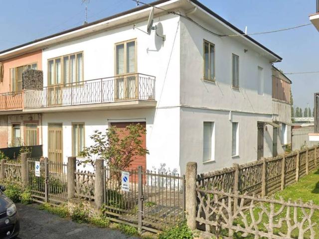 Casa indipendente in vendita a Ferrara FE