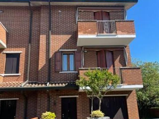 Casa indipendente in vendita a Ferrara FE