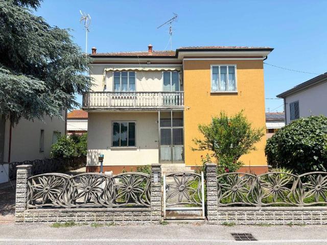 Casa indipendente in vendita a Ferrara FE