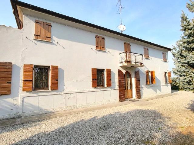 Casa indipendente in vendita a Ferrara, San Martino