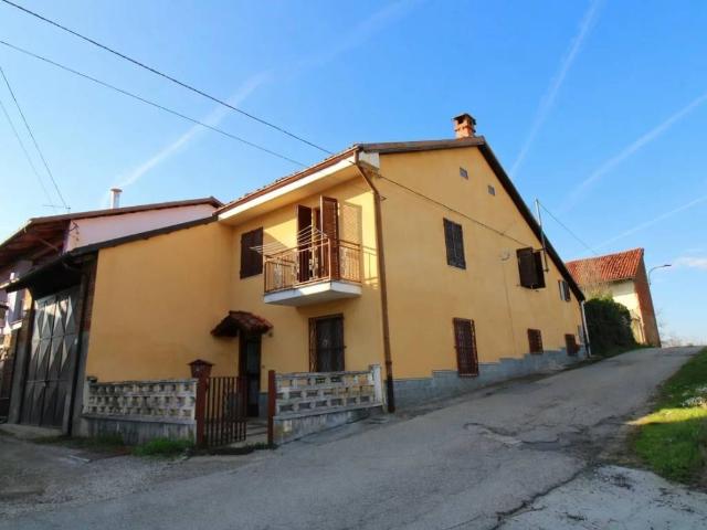 Casa indipendente in vendita a Ferrere AT