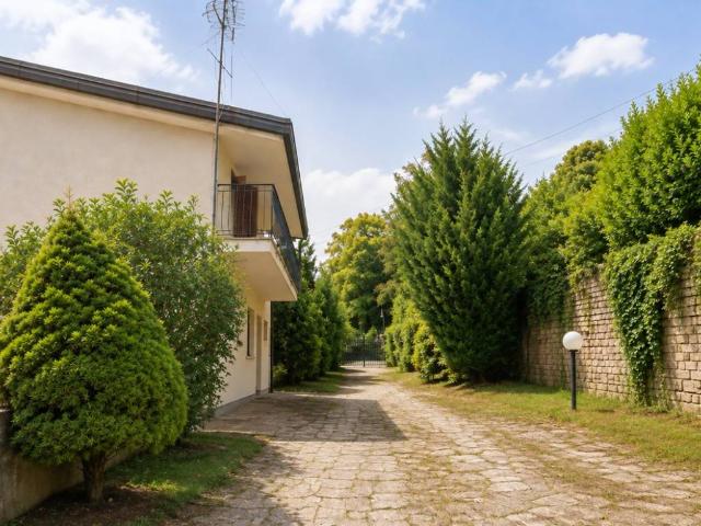 Casa indipendente in vendita a Fiuggi FR