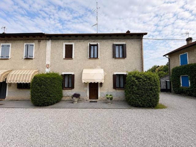 Casa indipendente in vendita a Fiume Veneto PN