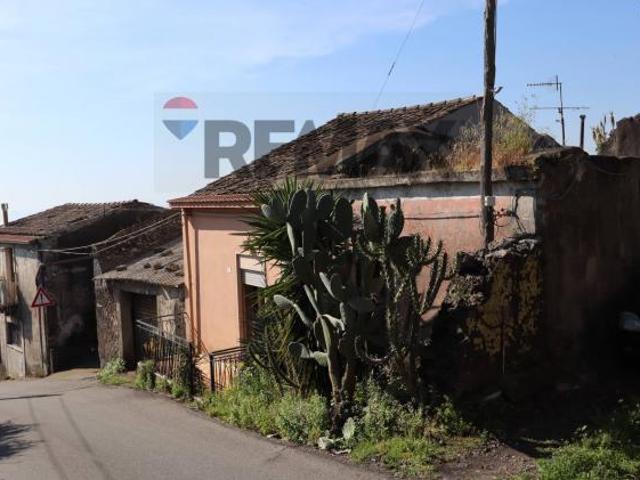 Casa Indipendente in vendita a Fiumefreddo di Sicilia