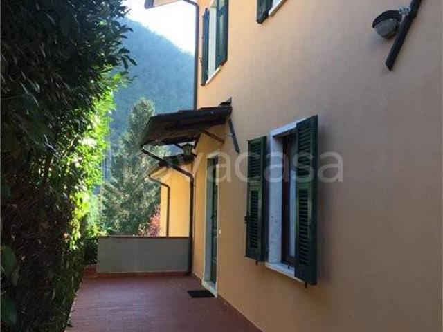Casa indipendente in vendita a Fivizzano, Equi Terme