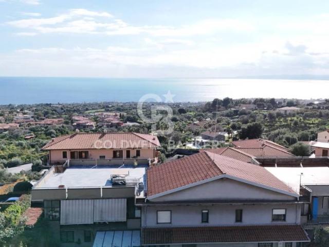 Casa indipendente in vendita a Ficarazzi, Aci Castello