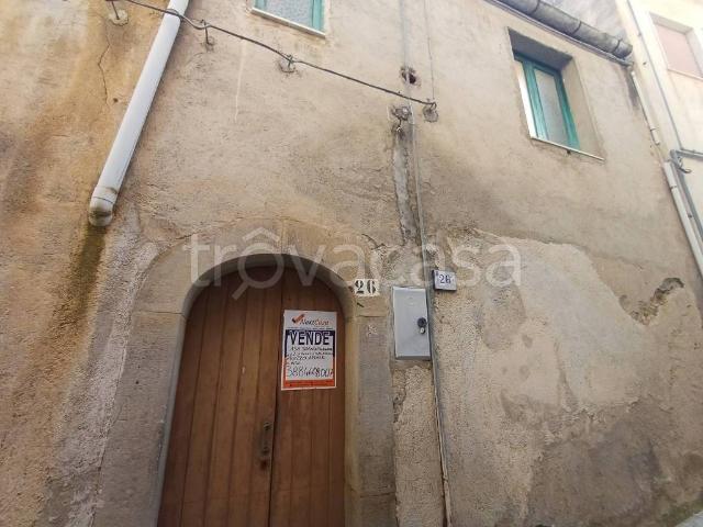 Casa indipendente in vendita a Ficarra via Giuseppe Garibaldi