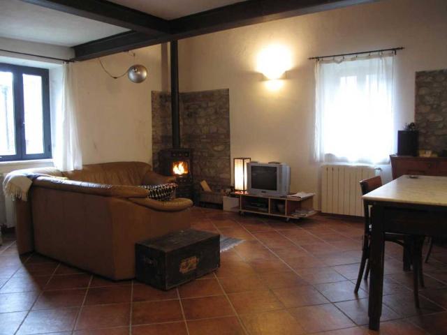 Casa indipendente in vendita a Filattiera MS