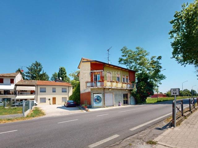 Casa indipendente in vendita a Finale Emilia