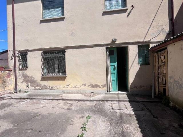 Casa indipendente in vendita a Finale Emilia MO