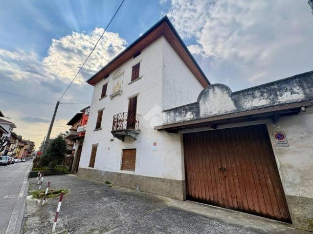 Casa indipendente in vendita a Fiorano al Serio BG