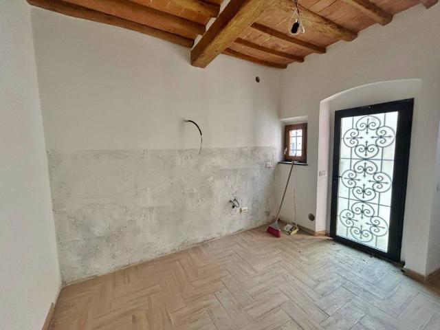 Casa indipendente in vendita a Firenze FI