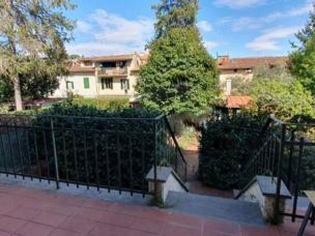 Casa indipendente in vendita a Firenze FI