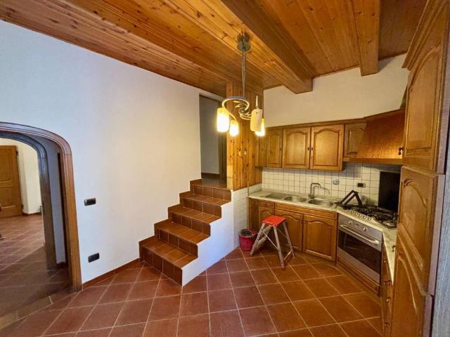Casa indipendente in vendita a Firenze FI