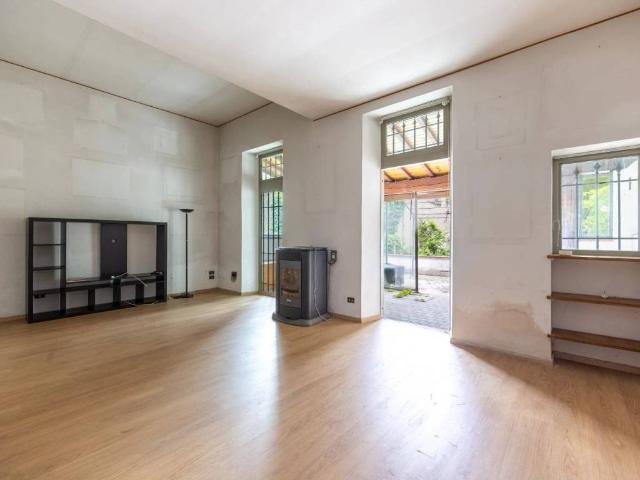 Casa indipendente in vendita a Firenze FI