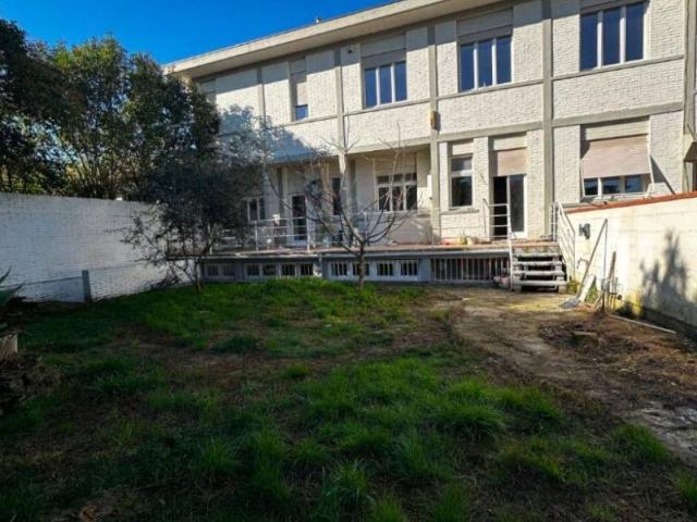 Casa indipendente in vendita a Firenze FI