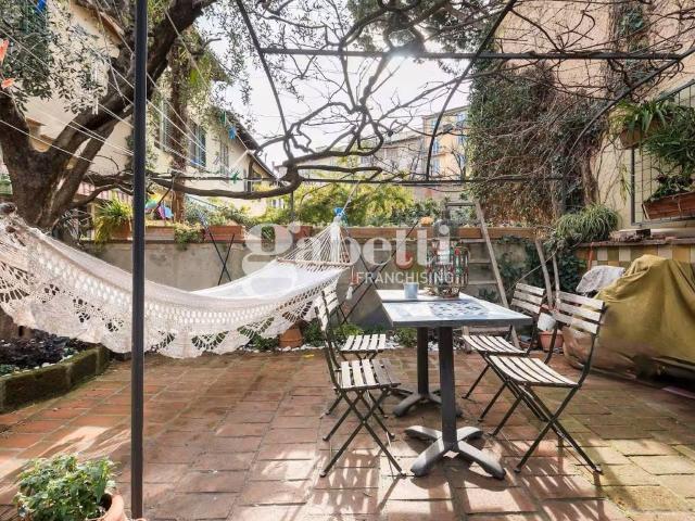 Casa indipendente in vendita a Firenze FI