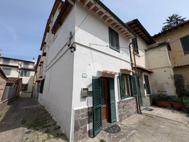 Casa indipendente in vendita a Firenze FI