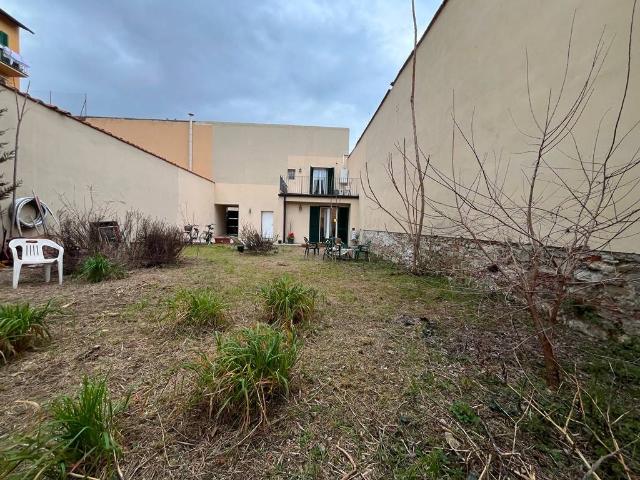 Casa indipendente in vendita a Firenze FI