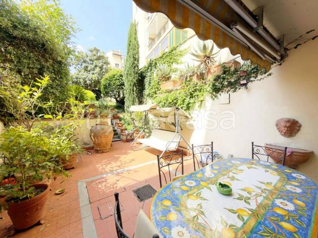 Casa indipendente in vendita a Firenze piazza della Vittoria, Leopoldo Vittorio Emanuele Statuto
