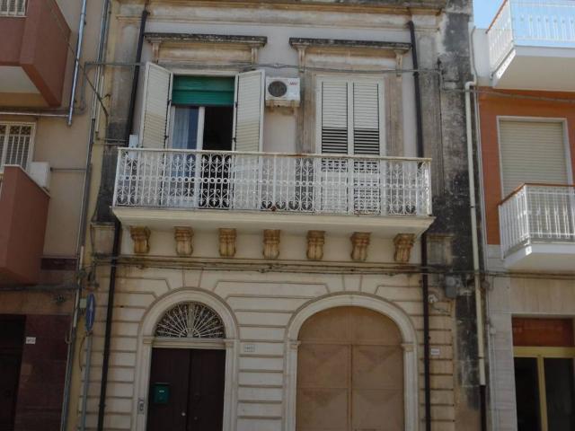 Casa indipendente in vendita a Floridia SR