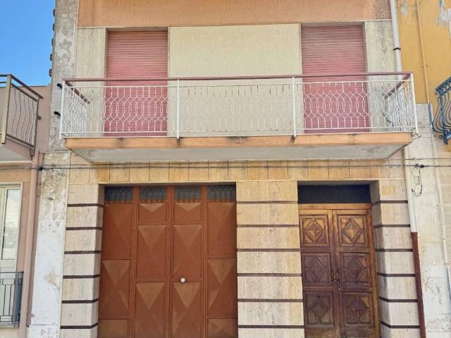 Casa indipendente in vendita a Floridia SR