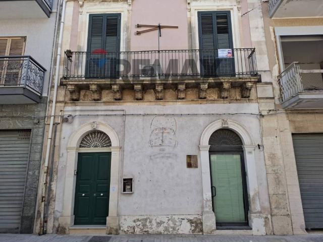 Casa indipendente in vendita a Floridia SR