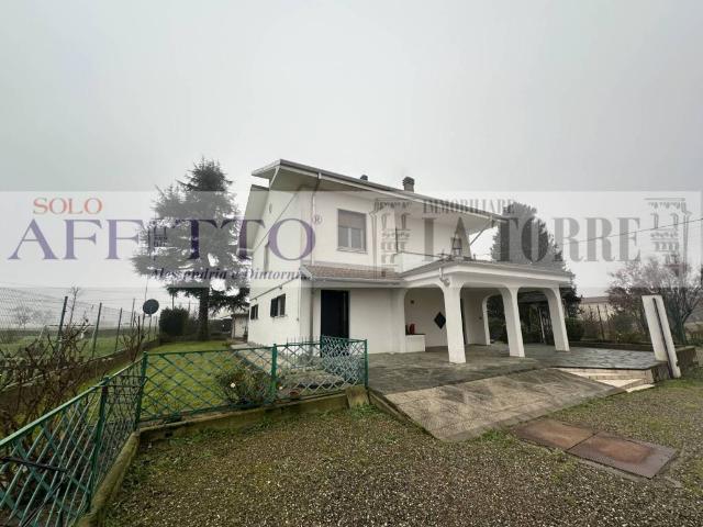 Casa indipendente in vendita a Frugarolo AL
