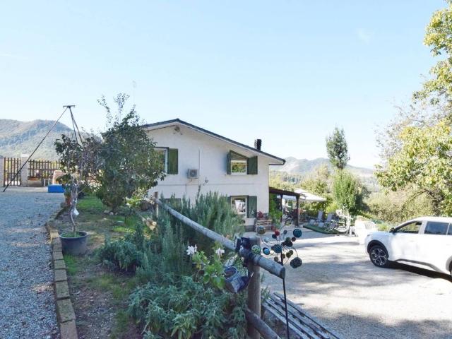 Casa indipendente in vendita a Frabosa Sottana CN