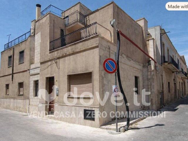 Casa indipendente in vendita a Francavilla Fontana BR