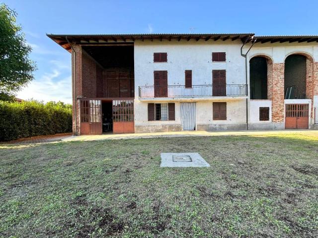 Casa indipendente in vendita a Frascaro AL