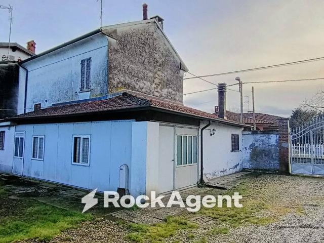Casa indipendente in vendita a Frascarolo PV