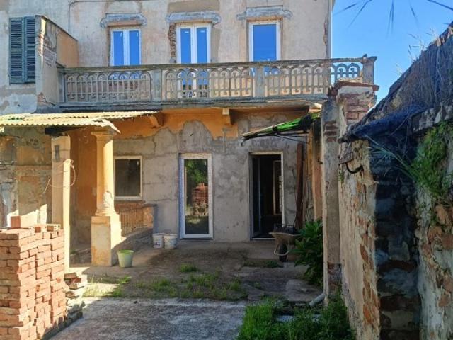Casa indipendente in vendita a Frassineto Po via Ambrogio Volpi 15