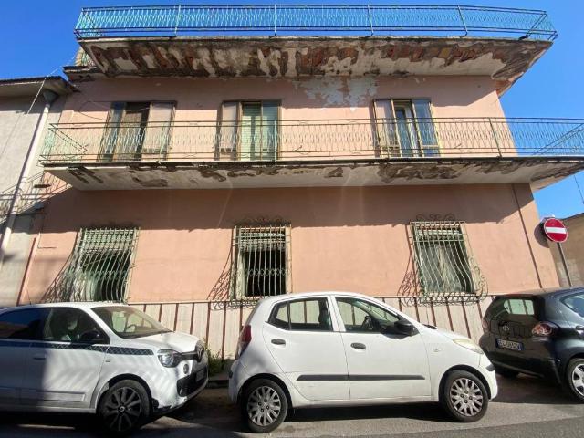 Casa indipendente in vendita a Frattamaggiore NA
