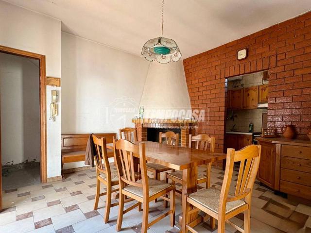 Casa indipendente in vendita a Frignano CE