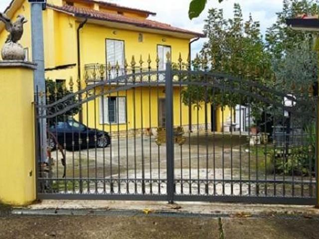 Casa indipendente in vendita a Frigento
