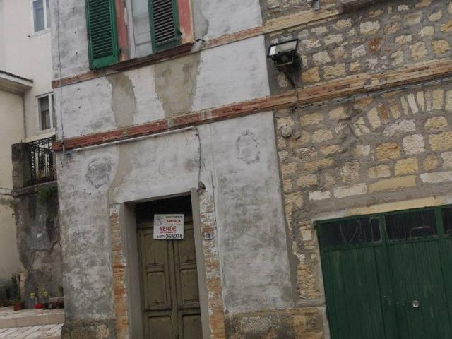 Casa indipendente in vendita a Furci CH