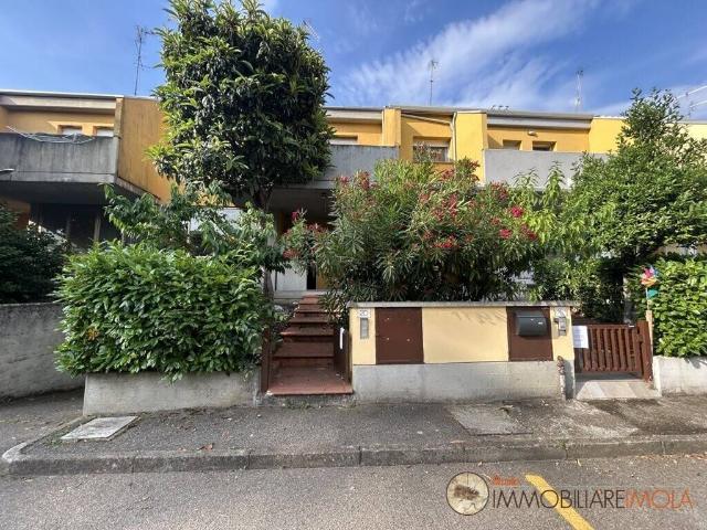 Casa indipendente in vendita a Imola via Corelli