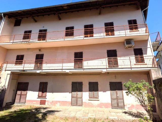 Casa indipendente in vendita a Invorio NO