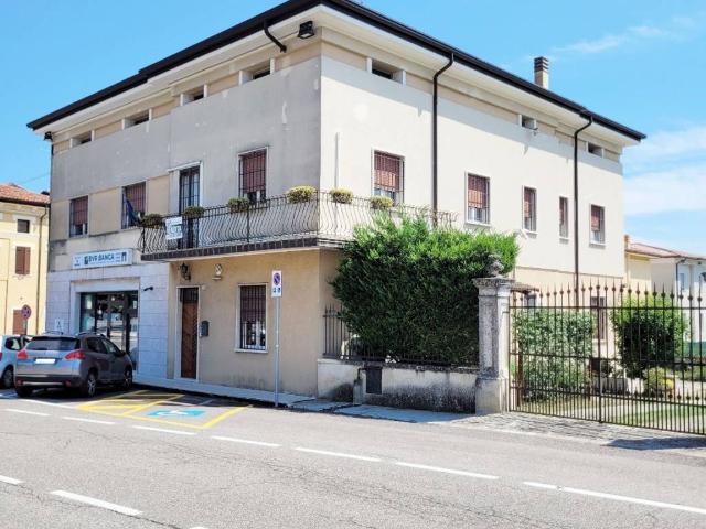 Casa indipendente in vendita a Illasi VR