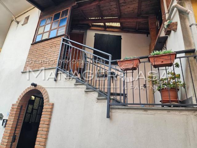 Casa indipendente in vendita a Isola del Cantone GE