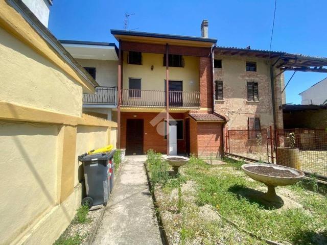 Casa indipendente in vendita a Isola Sant'Antonio AL
