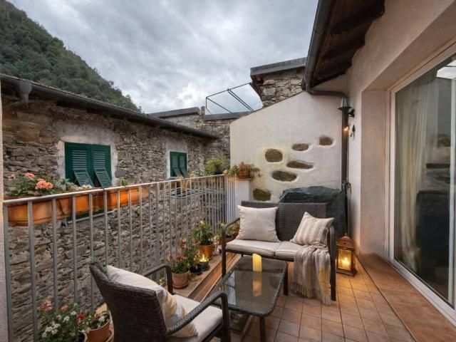 Casa indipendente in vendita a Isolabona IM