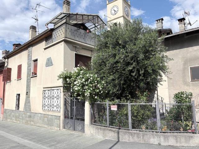 Casa indipendente in vendita a Issogne AO