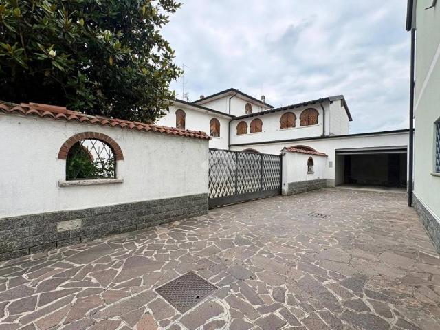 Casa indipendente in vendita a Ombriano, Crema