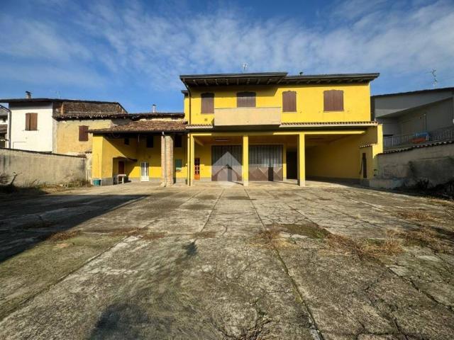 Casa indipendente in vendita a Offanengo CR