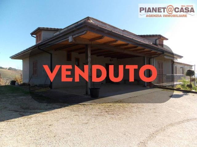 Casa indipendente in vendita a Offida AP